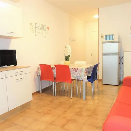 Bright Flat 100mt From The Sea Lägenhet Bibione